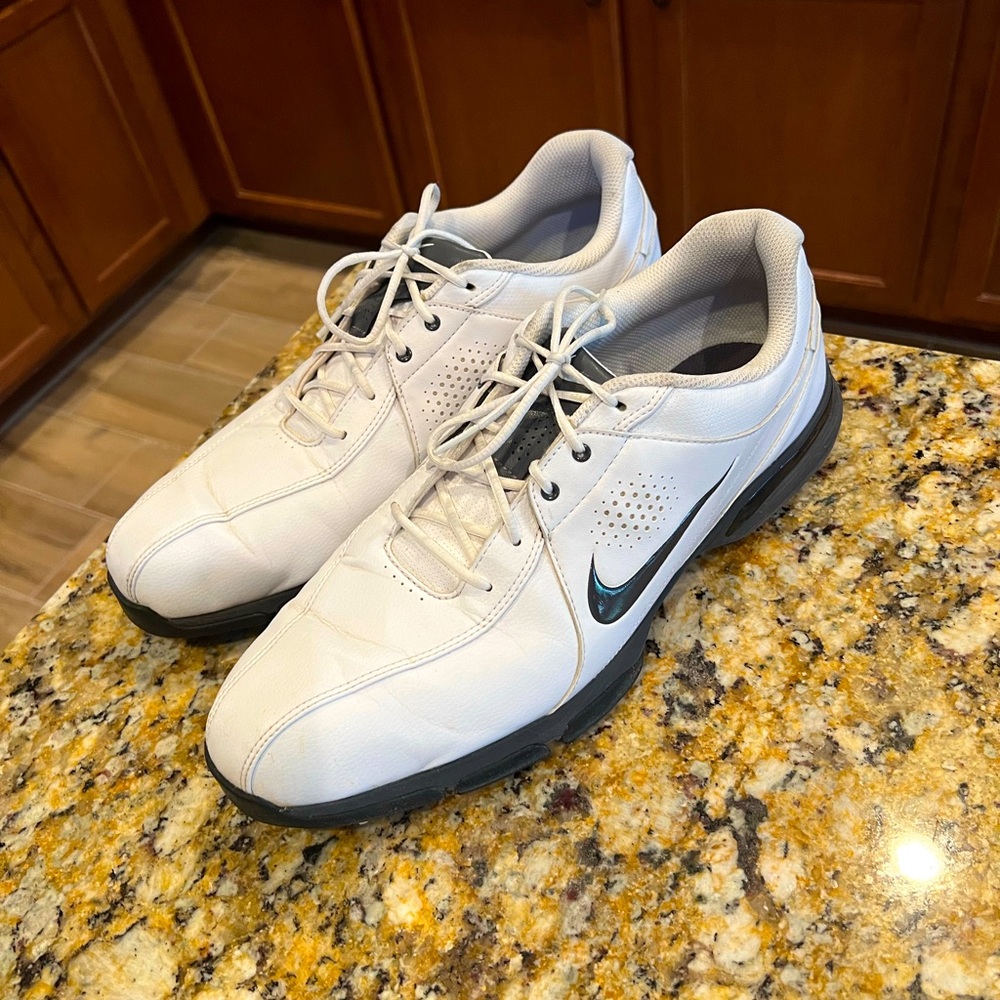 Nike Golf Shoes size 13 Great condition